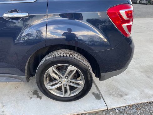 Used 2016 Chevrolet Equinox LTZ w/ Enhanced Convenience Package AWD/4WD image 17