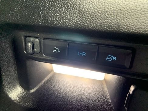 Used 2021 Ford Explorer Limited w/ Equipment Group 301A image 22