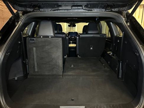 Used 2025 Toyota Highlander XSE AWD/4WD image 20