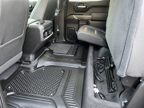 Used 2021 GMC Sierra 1500 AT4 image 16