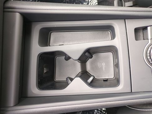 New 2026 Volkswagen Tiguan SE image 26