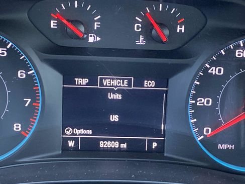 Used 2021 Chevrolet Malibu LT FWD image 28