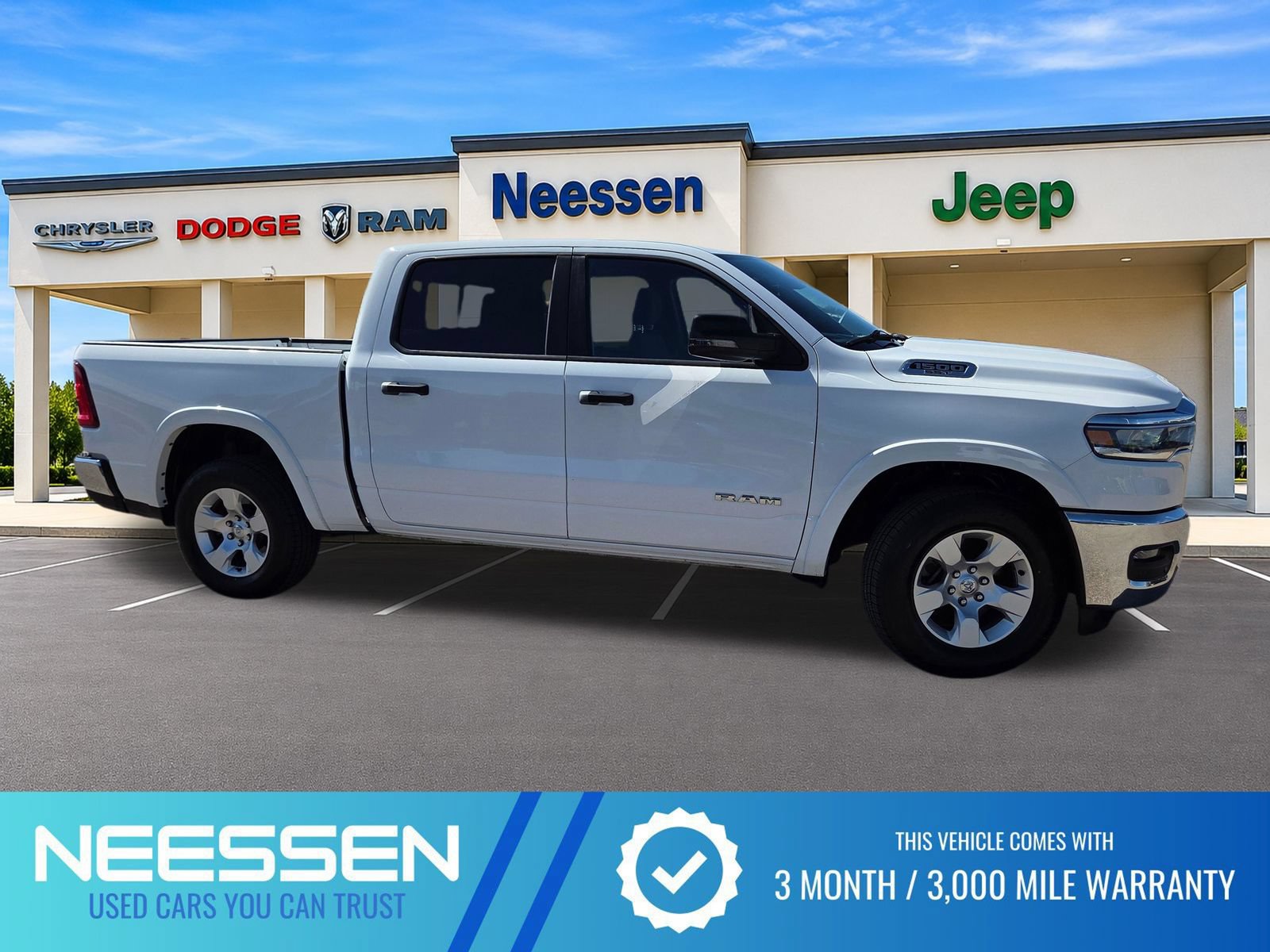 Used 2025 RAM 1500 Big Horn AWD/4WD image 1