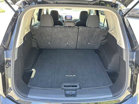Used 2024 Nissan Rogue S AWD/4WD image 21