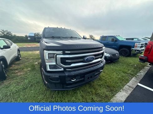 Used 2021 Ford F250 Platinum AWD/4WD image 3