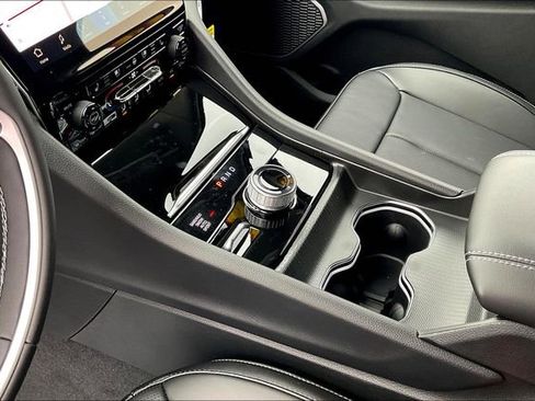 New 2024 Jeep Grand Cherokee Limited w/ Luxury Tech Group II image 8