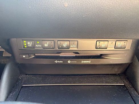 Used 2020 Lexus ES 350 w/ Premium Package FWD image 12