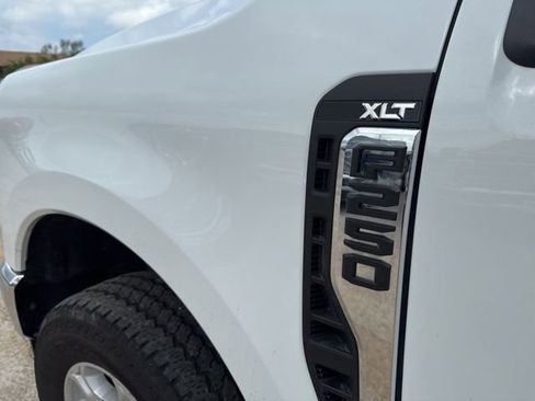 Used 2025 Ford F250 XLT w/ FX4 Off-Road Package image 8