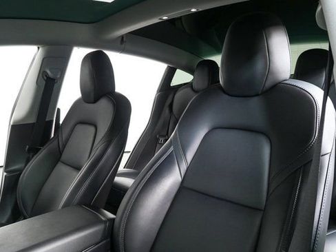 Used 2020 Tesla Model 3 Long Range image 3