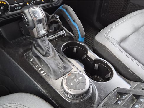 Used 2024 Ford Bronco Black Diamond AWD/4WD image 21