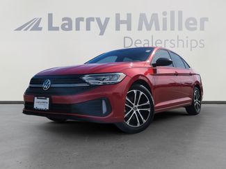 Used 2024 Volkswagen Jetta Sport image 1
