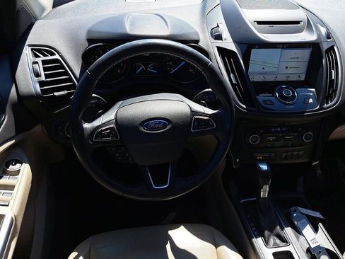 Used 2018 Ford Escape Titanium w/ Ford Safe & Smart Package image 15