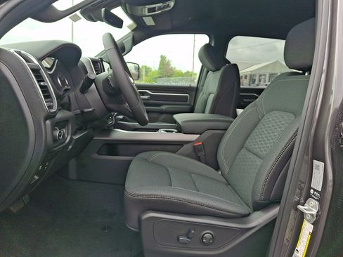 New 2026 RAM 1500 Big Horn AWD/4WD image 10