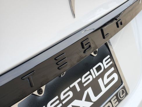 Used 2022 Tesla Model X AWD/4WD image 12