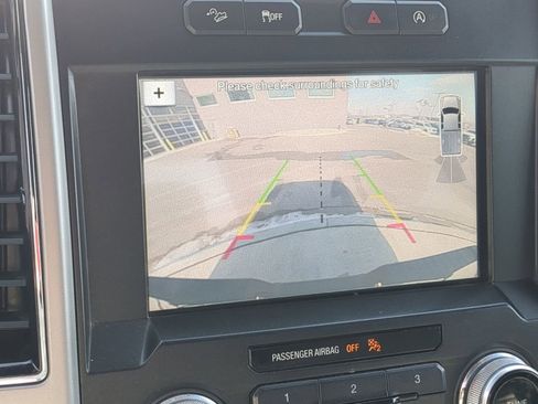 Used 2018 Ford F150 Lariat w/ Equipment Group 502A Luxury image 38