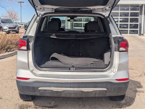 Used 2022 Chevrolet Equinox LT image 23