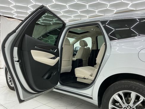 Used 2022 Buick Enclave Avenir w/ Trailering Package, 5000 lbs. AWD/4WD image 22