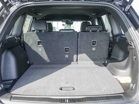 New 2026 Jeep Grand Cherokee Altitude image 11