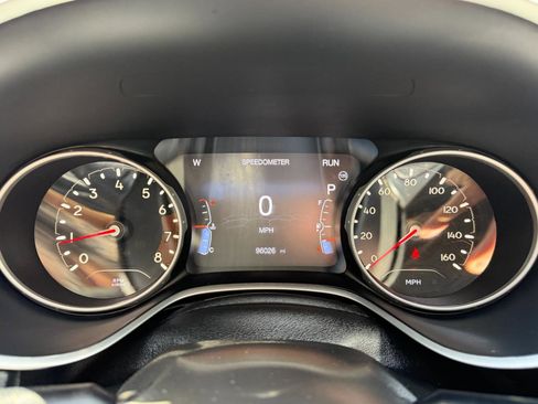Used 2020 Jeep Compass Limited AWD/4WD image 19