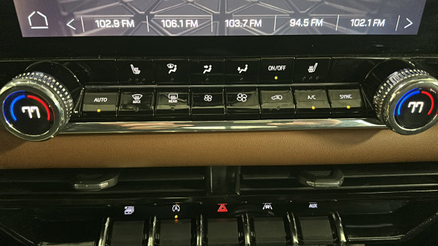 Used 2023 GMC Canyon AT4 AWD/4WD image 18