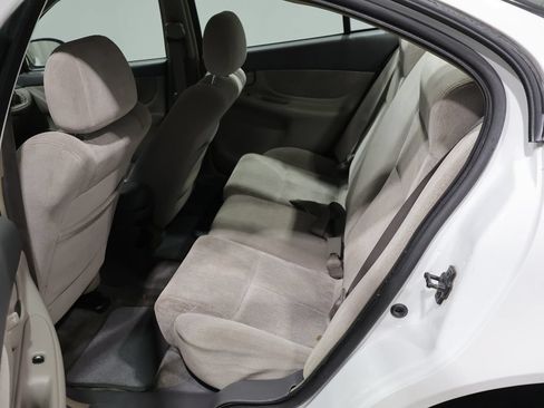 Used 2003 Oldsmobile Alero GL FWD image 17