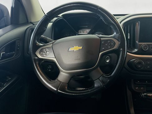 Used 2017 Chevrolet Colorado Z71 AWD/4WD image 17