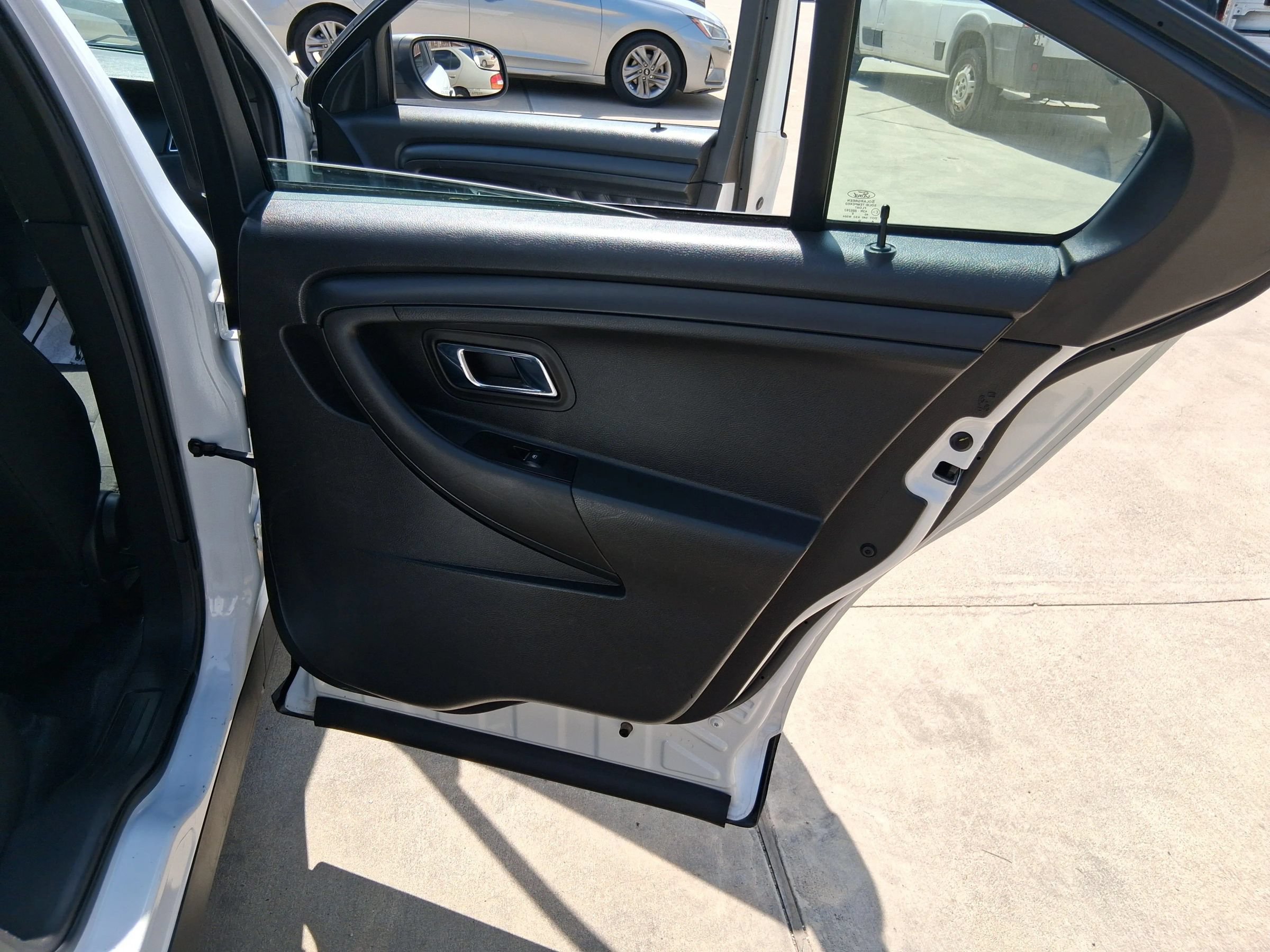 Used 2017 Ford Taurus Police Interceptor w/ Trunk Upfit Package FWD image 33