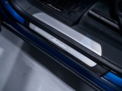 Used 2024 Lamborghini Urus S image 19