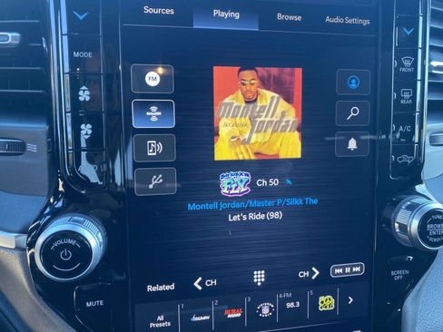 Certified 2024 RAM 2500 Big Horn w/ Night Edition image 29