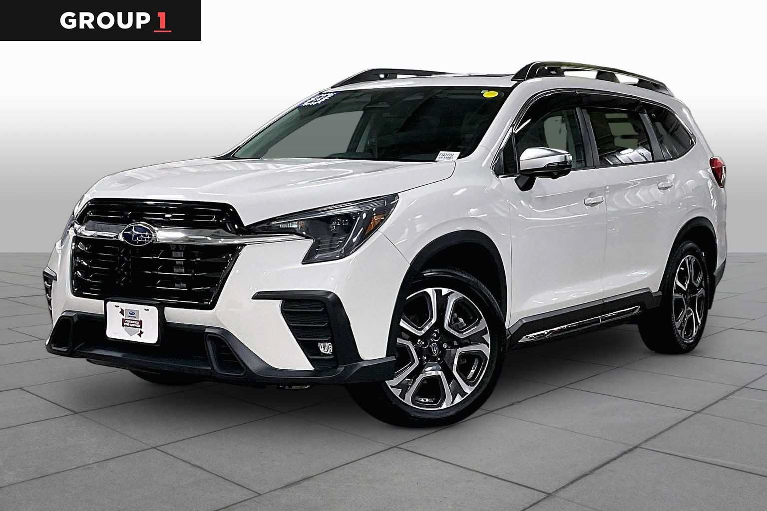 Used 2023 Subaru Ascent Limited w/ Technology Package AWD/4WD image 1