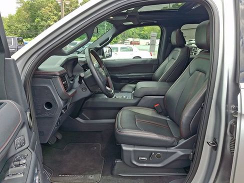 Used 2024 Ford Expedition Max Limited AWD/4WD image 11