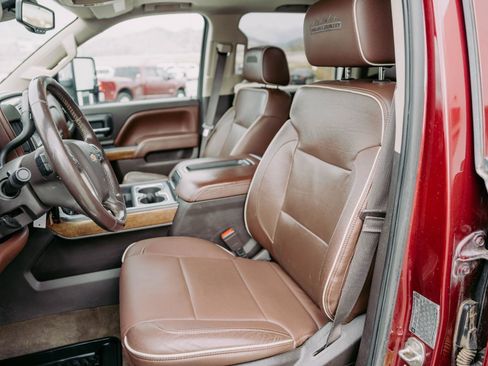 Used 2015 Chevrolet Silverado 3500 High Country image 16