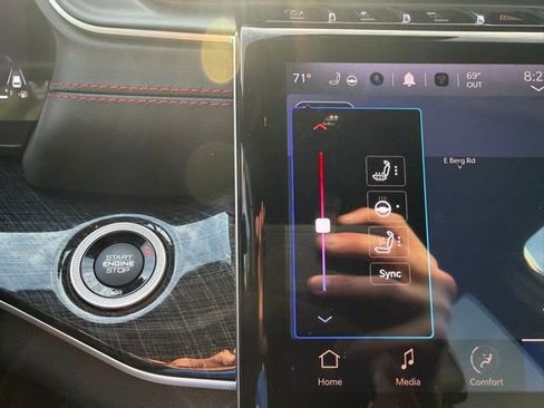 Used 2022 Jeep Grand Cherokee Trailhawk image 24