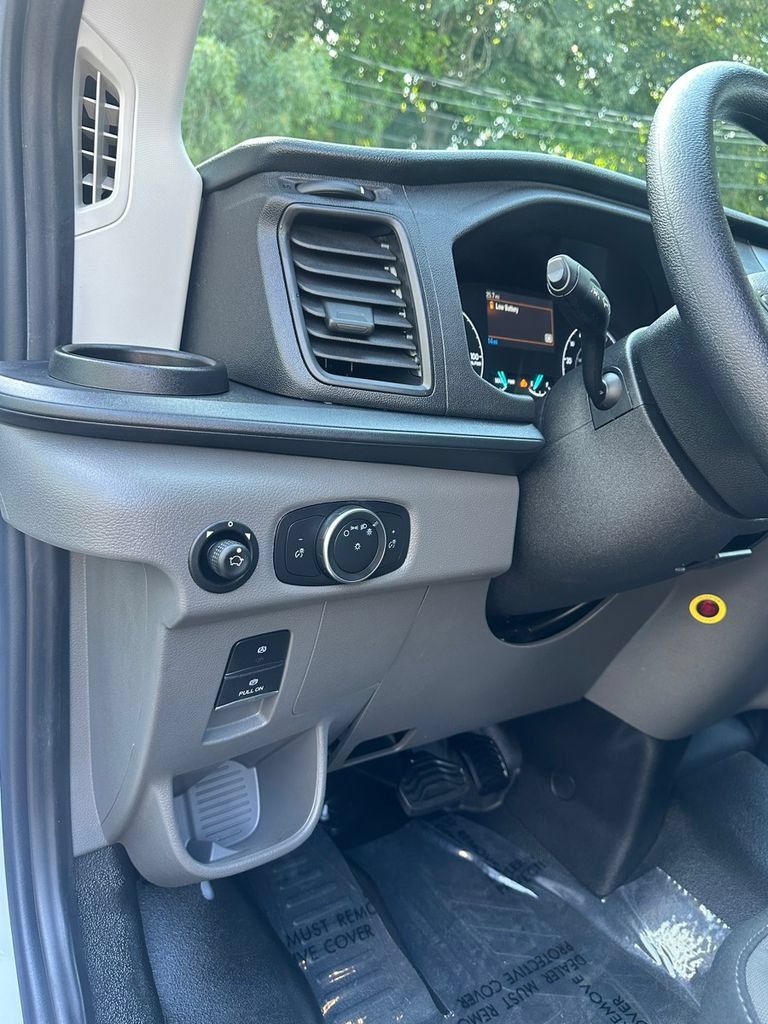 Used 2024 Ford E-Transit Low Roof RWD image 16