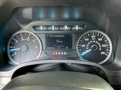 Used 2019 Ford F150 XLT w/ Equipment Group 302A Luxury AWD/4WD image 14