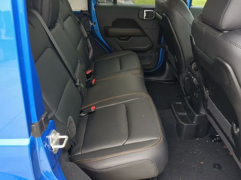 New 2025 Jeep Wrangler Sahara image 15