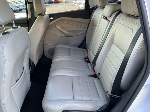 Used 2019 Ford Escape SEL image 13