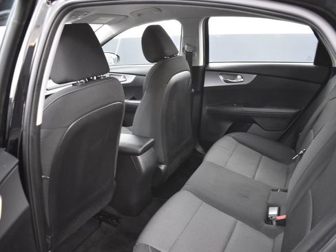 Certified 2022 Kia Forte LXS image 25