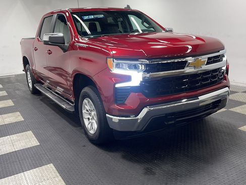 Used 2023 Chevrolet Silverado 1500 LT w/ Convenience Package II AWD/4WD image 22