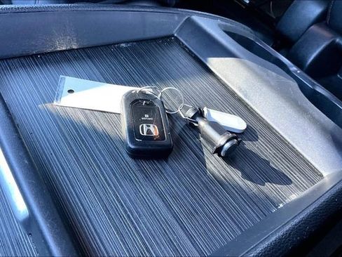 Used 2024 Honda Odyssey Sport image 35