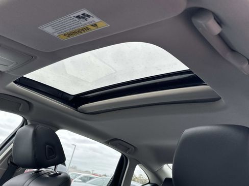 Used 2023 Acura TLX image 19