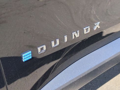 New 2026 Chevrolet Equinox EV LT image 30