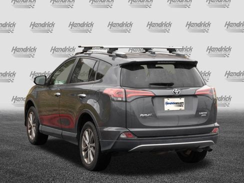 Used 2018 Toyota RAV4 Limited image 7