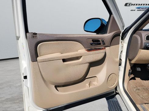 Used 2014 Chevrolet Suburban LTZ AWD/4WD image 14
