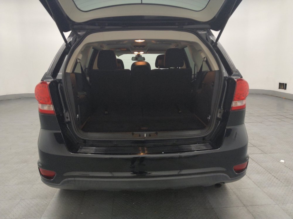 Used 2019 Dodge Journey SE w/ Connectivity Group FWD image 29