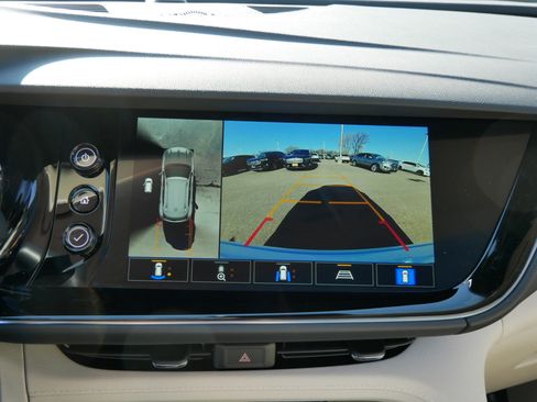 Used 2022 Buick Envision Avenir w/ Technology Package II image 31