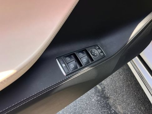 Used 2018 Tesla Model S 100D AWD/4WD image 10