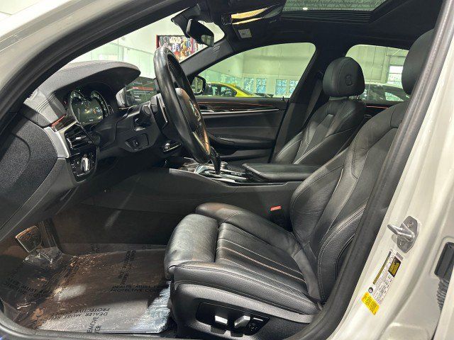 Used 2018 BMW 540i RWD image 43