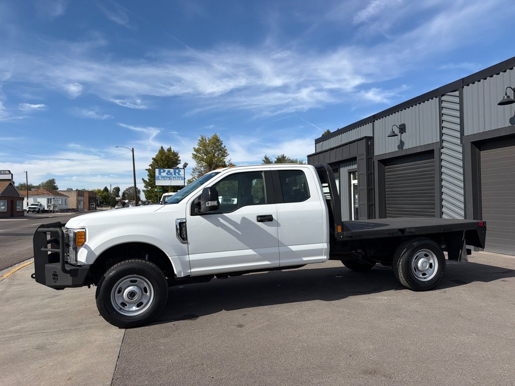 Used 2017 Ford F350 XL w/ Power Equipment Group AWD/4WD image 1