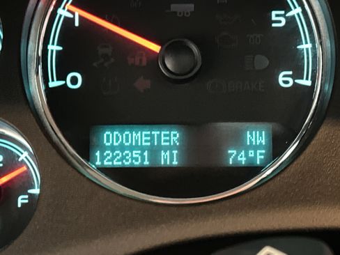 Used 2012 Chevrolet Tahoe LTZ image 33